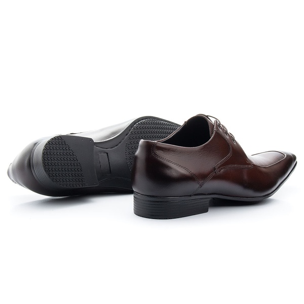 sapato marrom solado branco