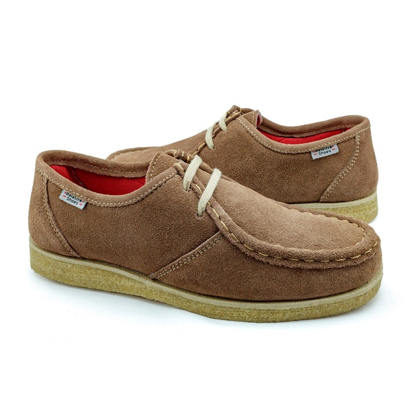 Sapato Cacareco Chocolate em couro natural, forrado em tecido poliéster e  solado crepe em borracha látex. | DALESHOES