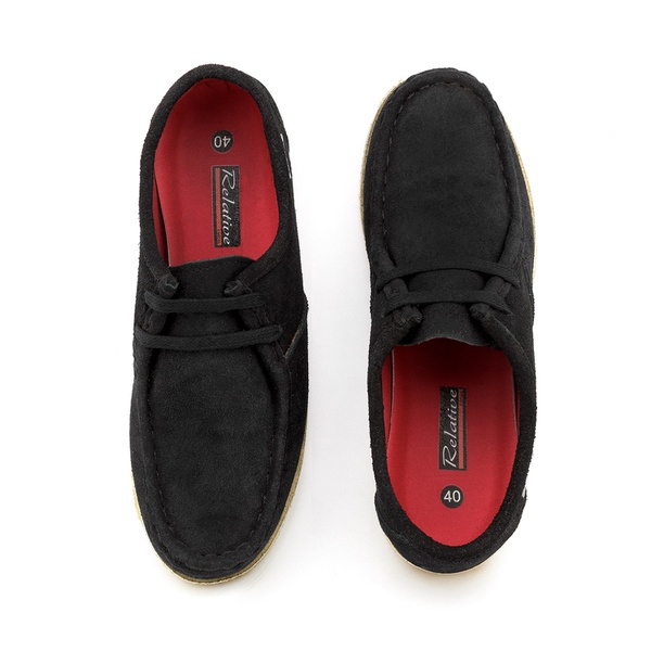 Sapato Cacareco Preto em couro natural, forrado em tecido poliéster e  solado crepe em borracha látex. | DALESHOES