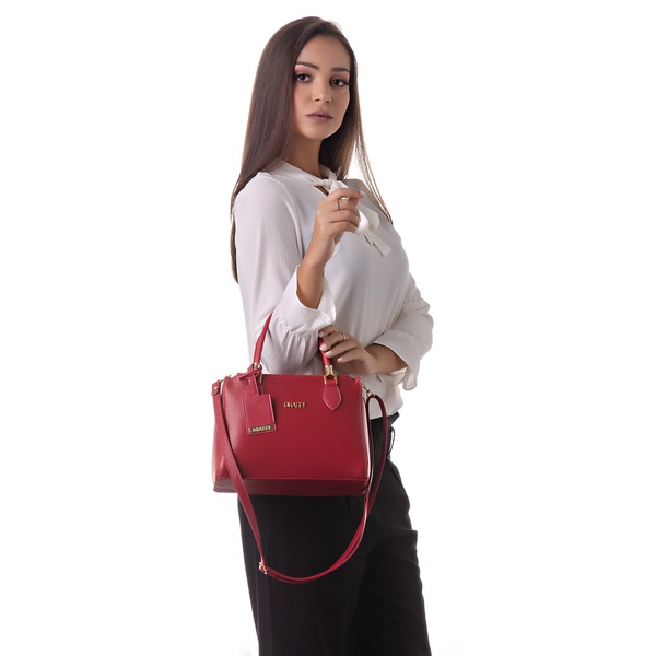 medium over the shoulder bolsas