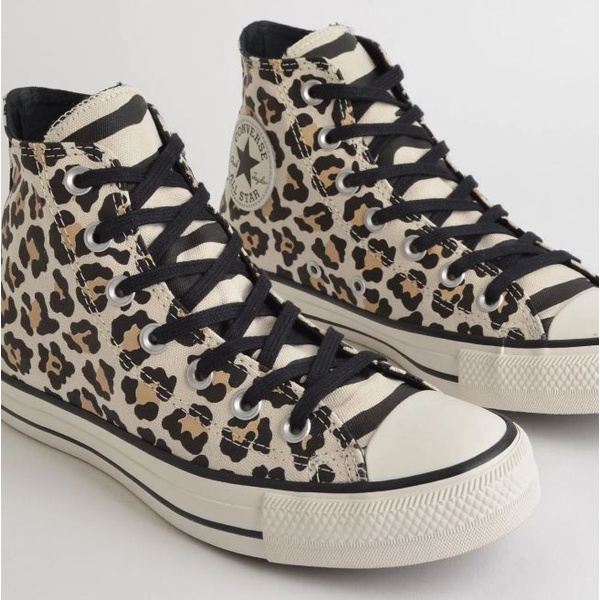 chuck taylor all star bege