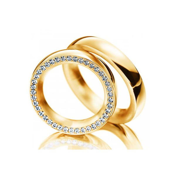 Aliança de Casamento e Noivado em Ouro 18k com Diamantes