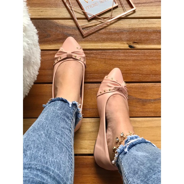 Sapatilha floral de luxo - R$ 79.00, cor Branco #11631, compre agora | Shafa