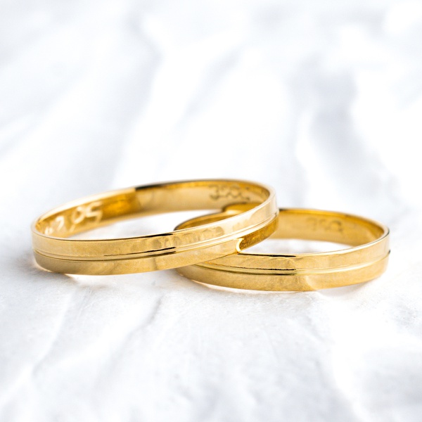 Aliança de Casamento em Ouro 18k 3mm modelo Voyage