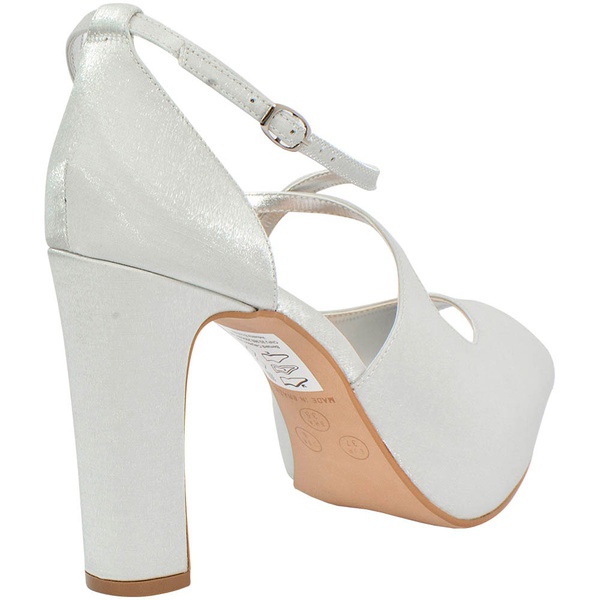 SANDÁLIA PRATA COM TIRA CRUZADA SALTO GROSSO | SANTELLO CALÇADOS FINOS