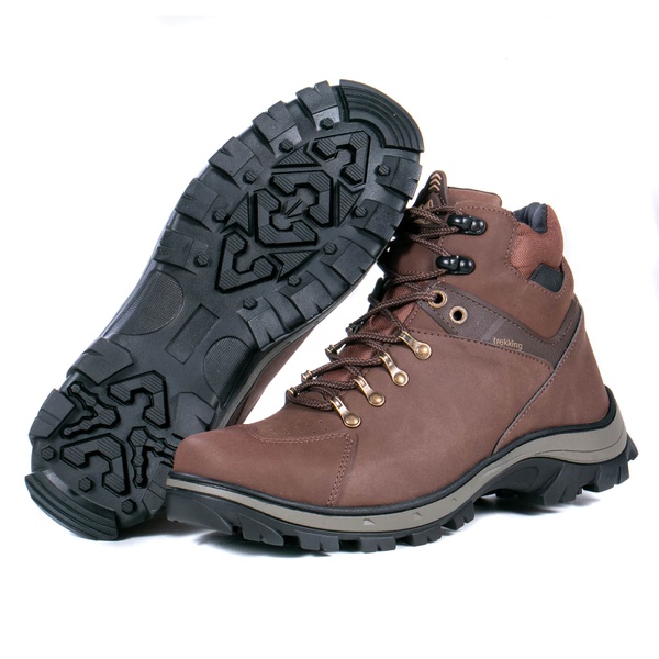 bota adventure marrom