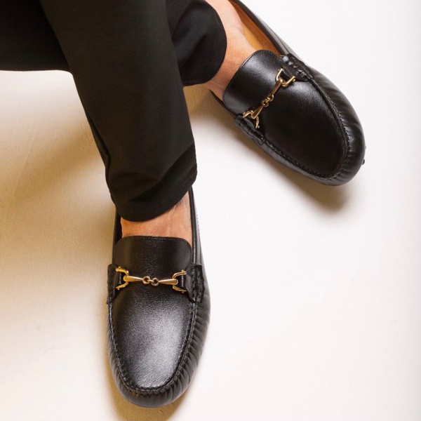 Mocassim Masculino Mule em Couro Preto Savelli | SAVELLI CALÇADOS