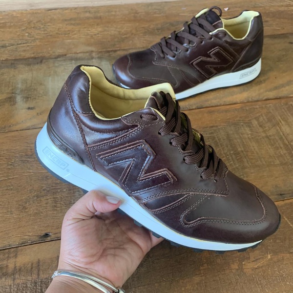 new balance 1300 couro