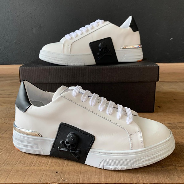 TENIS PHILIPP PLEIN BRANCO DETALHE CAVEIRA PRETA | TCHUCO STORE