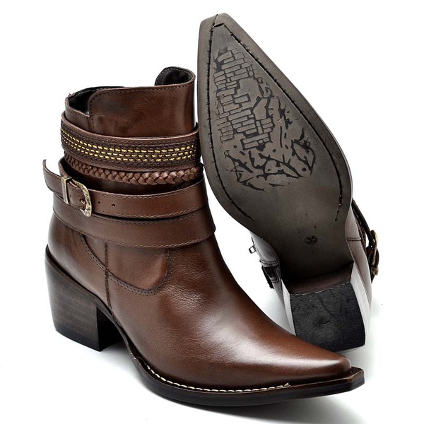 bota country bico fino