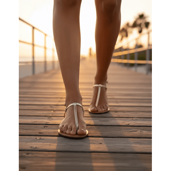 Sandália T Strap - Dourada