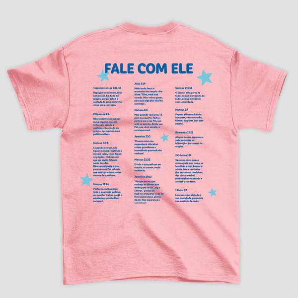 Camiseta Básica Deus Está Contigo