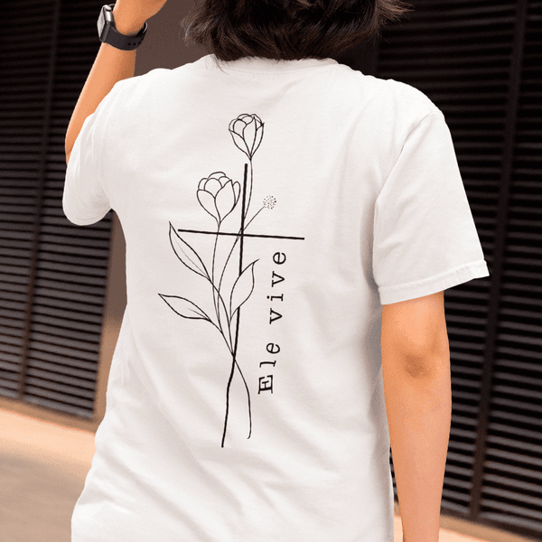 Camiseta Básica Flores Ele Vive