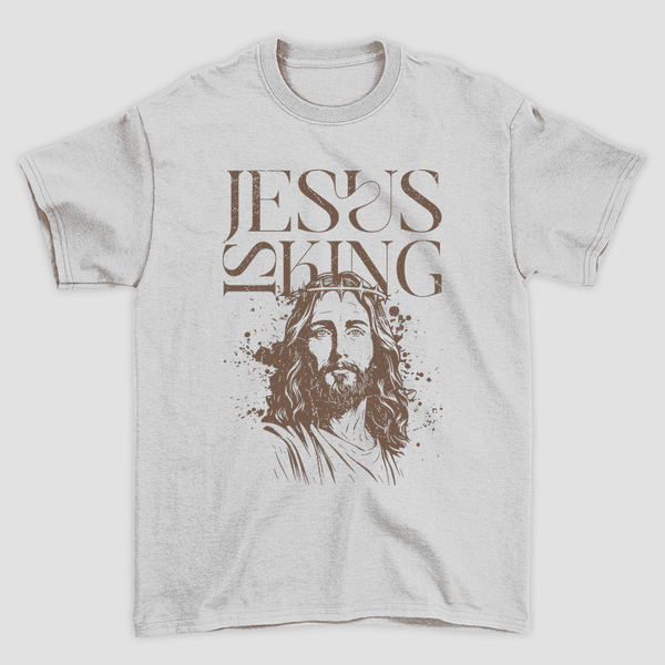 Camiseta Básica Jesus Is King 