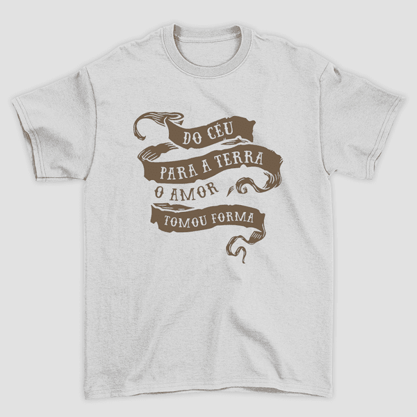 Camiseta Básica O Amor Nasceu