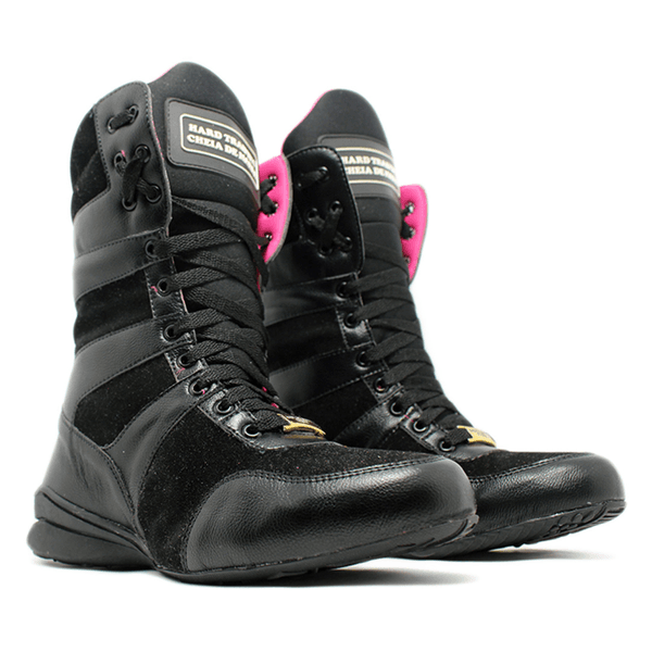 Bota de Treino Cheia de Marra Spike Preto com Pink - CHEIA DE MARRA 