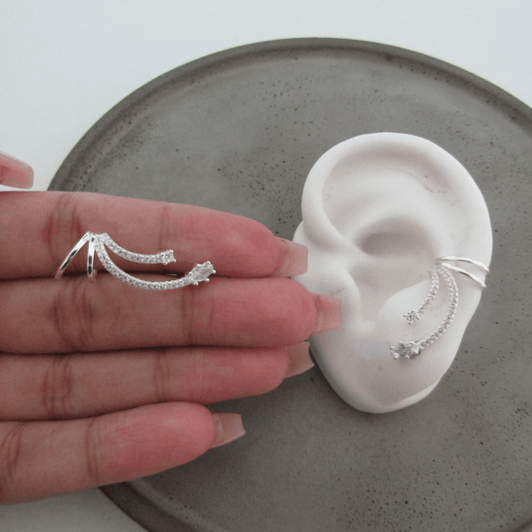 Ear cuff 2 TraÇos Cravejado Zirconia Redondo e Oval De Tarraxa Com Piercing Fake