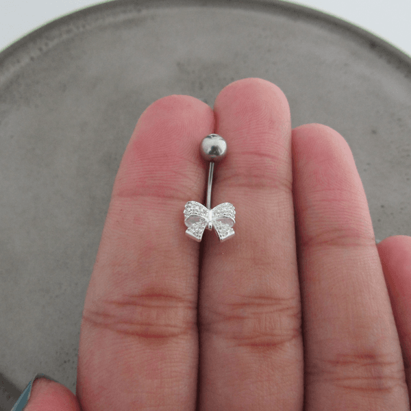 Piercing Umbigo LaÇo Cravejado