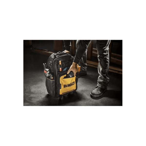 MOCHILA DEWALT COM RODAS DWST560101