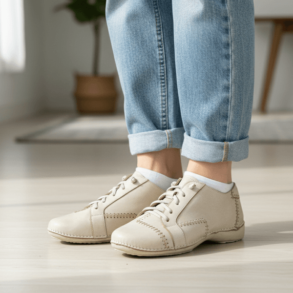 Tênis Alívio Feminino em Couro Legítimo e Palmilha Gel - Off White - Sola Off (AL010) 