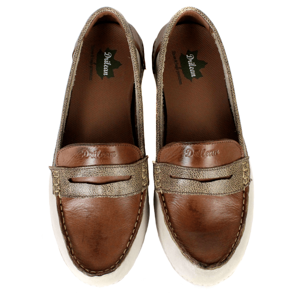 Mocassim Feminino em Couro Legítimo e Palmilha Gel - Off White/castanho/Bicolor Fendi - Sola Castanho (AL070) 