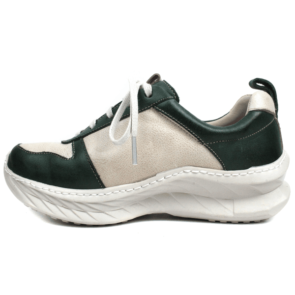 Tênis Feminino em Couro Legítimo com Palmilha em Gel - Bicolor Off/Verde - Sola Off (CAF001)