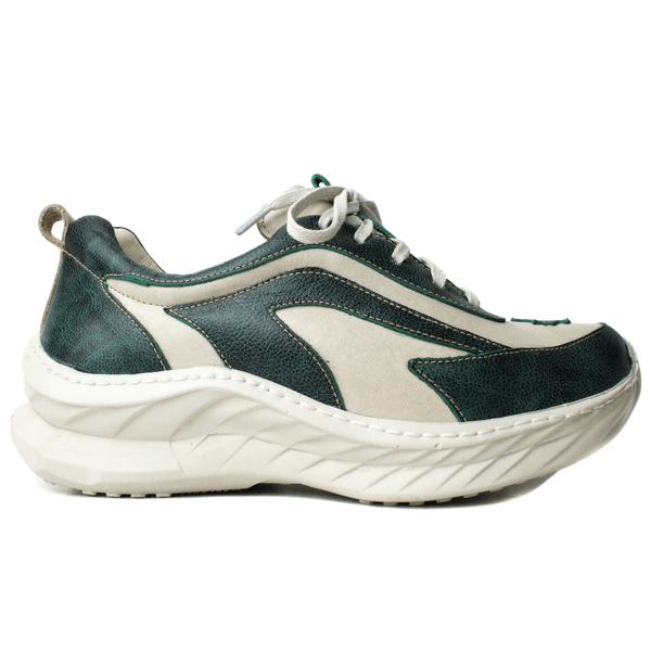Tênis Feminino em Couro Legítimo com Palmilha em Gel - Off White/Bicolor Verde - Sola Off (CAF003)