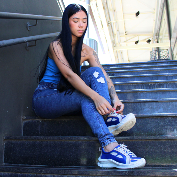 Tênis Feminino em Couro Legítimo com Palmilha em Gel - Royal - Off White - Sola Off (CAF004)