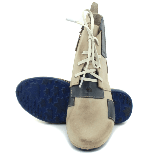 Bota Ortopédica Feminina em Couro Legítimo com Palmilha Gel - Off - Azul - Sola Azul - 33 (AL001)