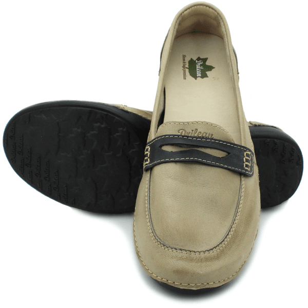 Mocassim Feminino em Couro Legítimo e Palmilha Gel - Chumbo - Preto - Sola Preta - 42 (AL040) OUTLET