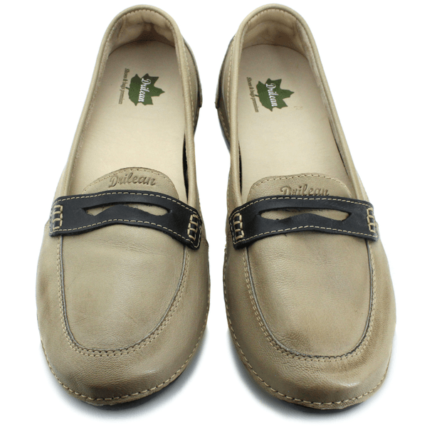Mocassim Feminino em Couro Legítimo e Palmilha Gel - Chumbo - Preto - Sola Preta - 42 (AL040) OUTLET