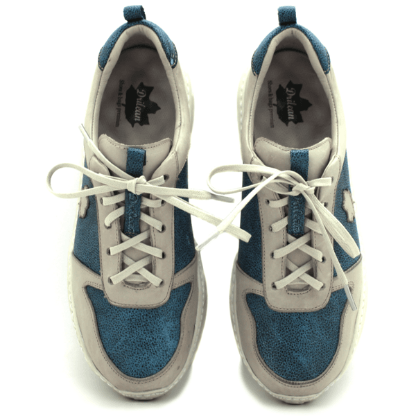 Tênis Feminino em Couro Legítimo com Palmilha em Gel - Bicolor Azul - Off (CAF001)