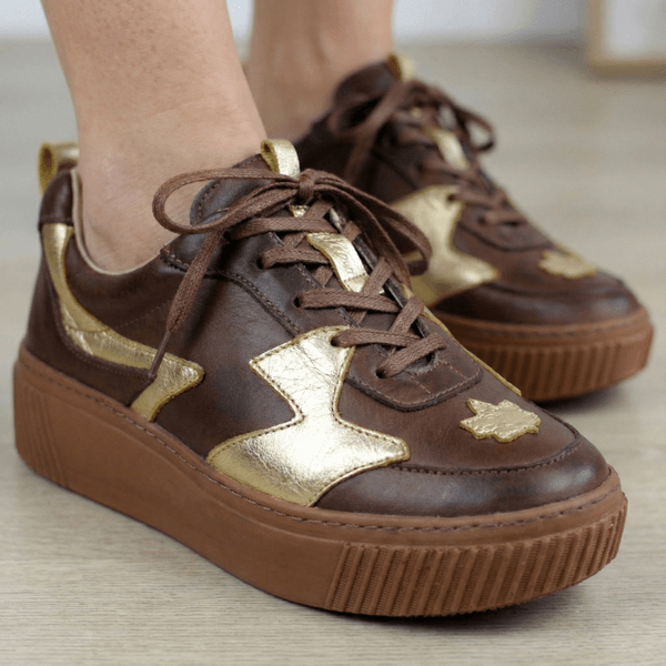 Tênis Feminino em Couro Legítimo com Palmilha em Gel - CAFÉ /OURO - SOLA CASTANHO (LEV005) 