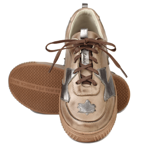 Tênis Feminino em Couro Legítimo com Palmilha em Gel - FENDI /ONIX - SOLA CASTANHO (LEV005) 