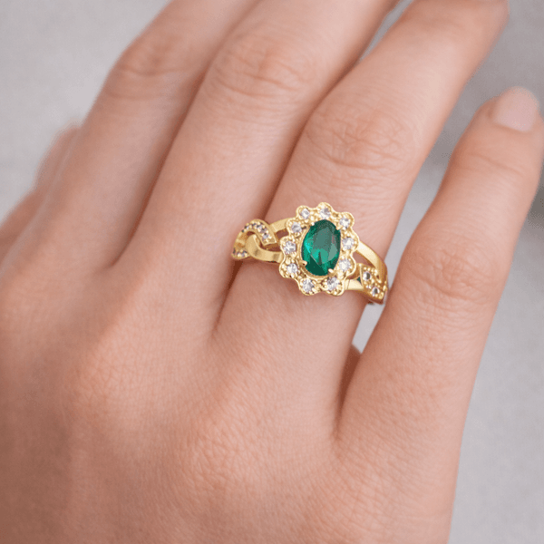 Anel De Ouro 18k Royale Com Zircônia