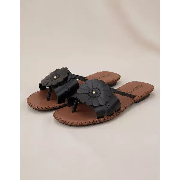 Sandália Rasteira em Couro Preto