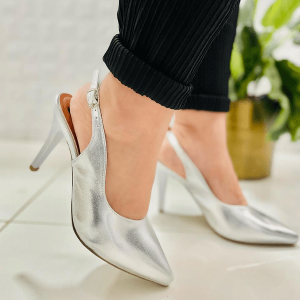 Salto Fino Slingbacks Prata - Salto 10 cm - Forma normal ( veja medidas abaixo) 