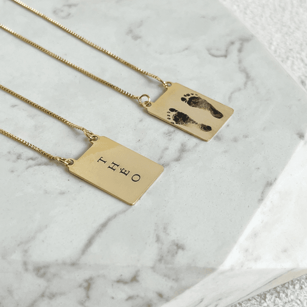 Colar Escapulário Personalizado M Folheado em Ouro 18k 