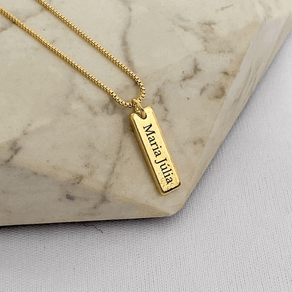 Colar Plaquinha Personalizada P Folheado em Ouro 18k