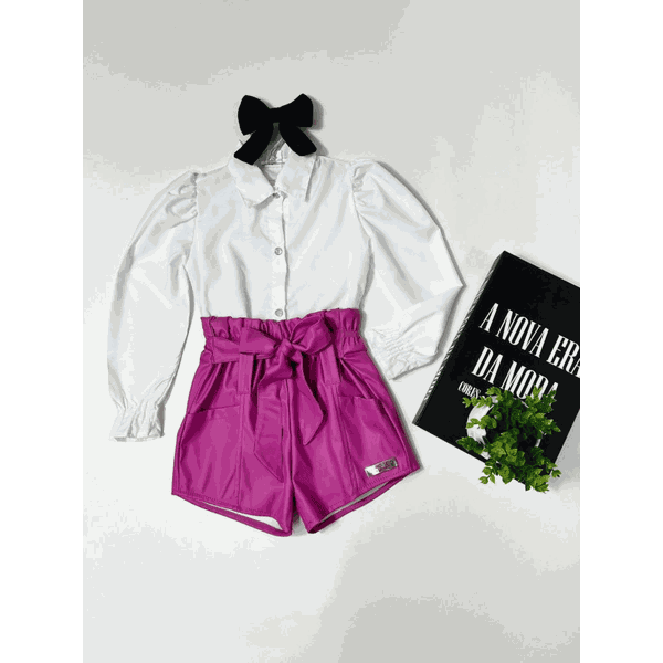 Conjunto Camisa Branca + Short Clochard Couro Julia 