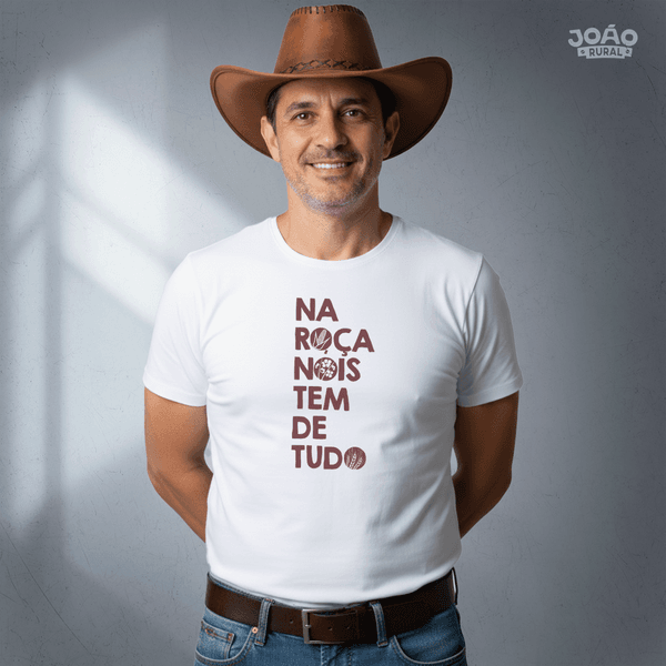 Camiseta Na Roça Tem de Tudo Branca
