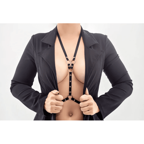 Harness Preto com Tiras