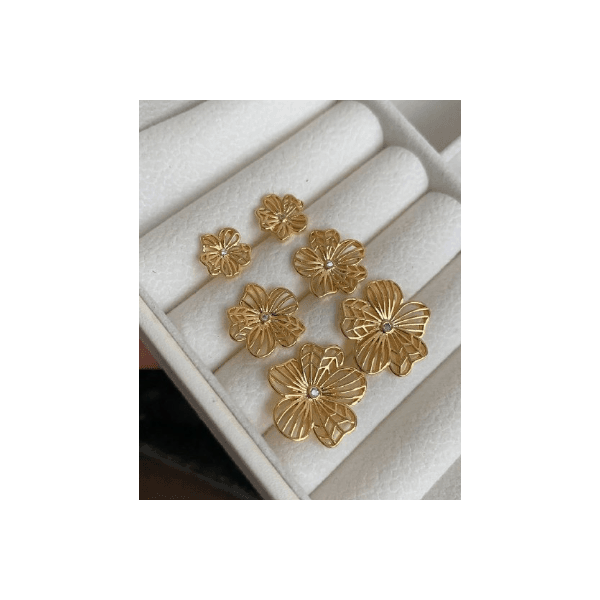 Brinco trio de flor 