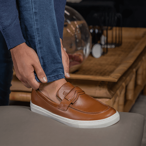 6（ROKU）＜OE＞SLIPON LOAFER/シューズ Slip On Loafer Laroche Connect em Couro - Whisky | Calçados Laroche