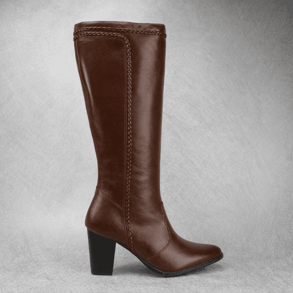 Bota Feminina Cano Alto Bico Fino com Salto Bloco em Couro Legitimo