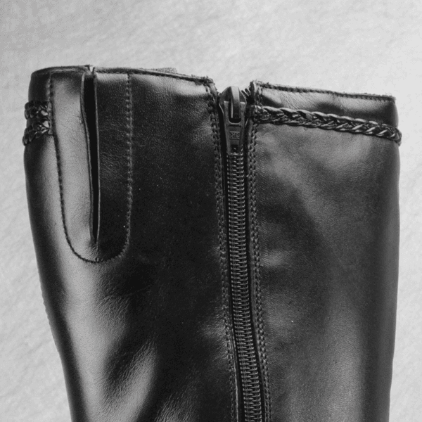 Bota Feminina Cano Alto Bico Fino com Salto Bloco em Couro Legitimo