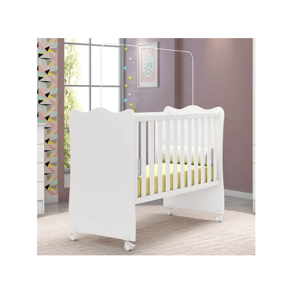 BERÇO DOCE SONHO 1 COM RODIZIO BRANCO QMOVI