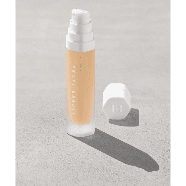 Soft'lit Naturally Longwear Foundation - Fenty Beauty | Cor: 210