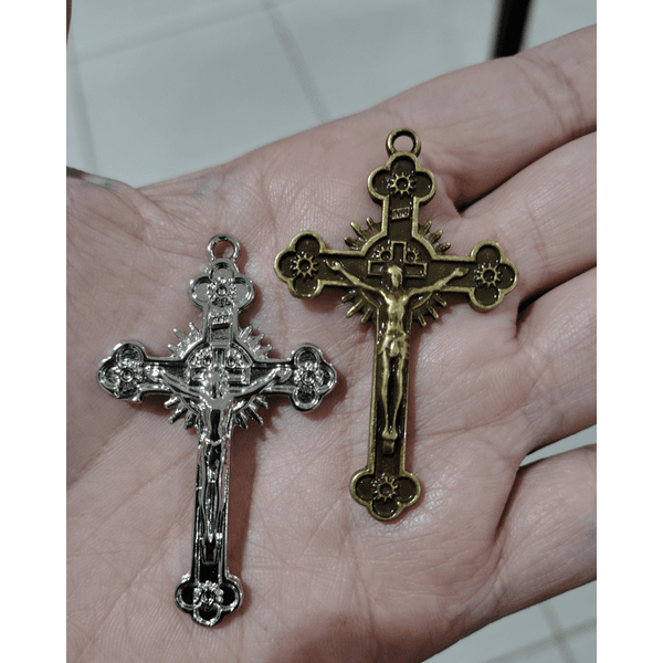 CRUCIFIXO SEM RESINA ML6056 .