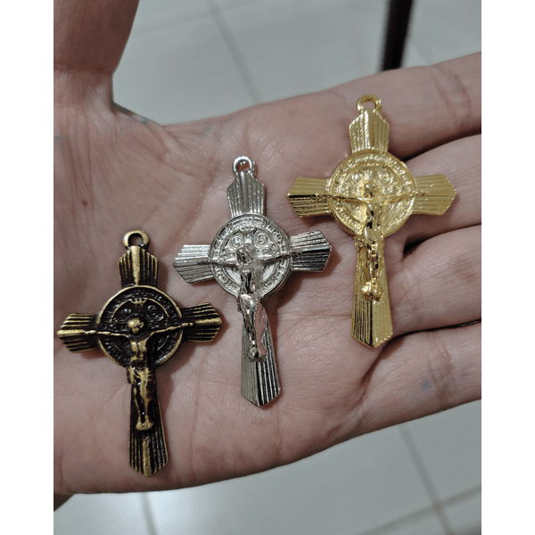 CRUCIFIXO SÃO BENTO RISCADO ML6105 .